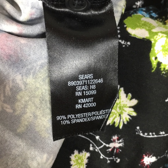 Emma Black Floral Blouse - Picture 6 of 7